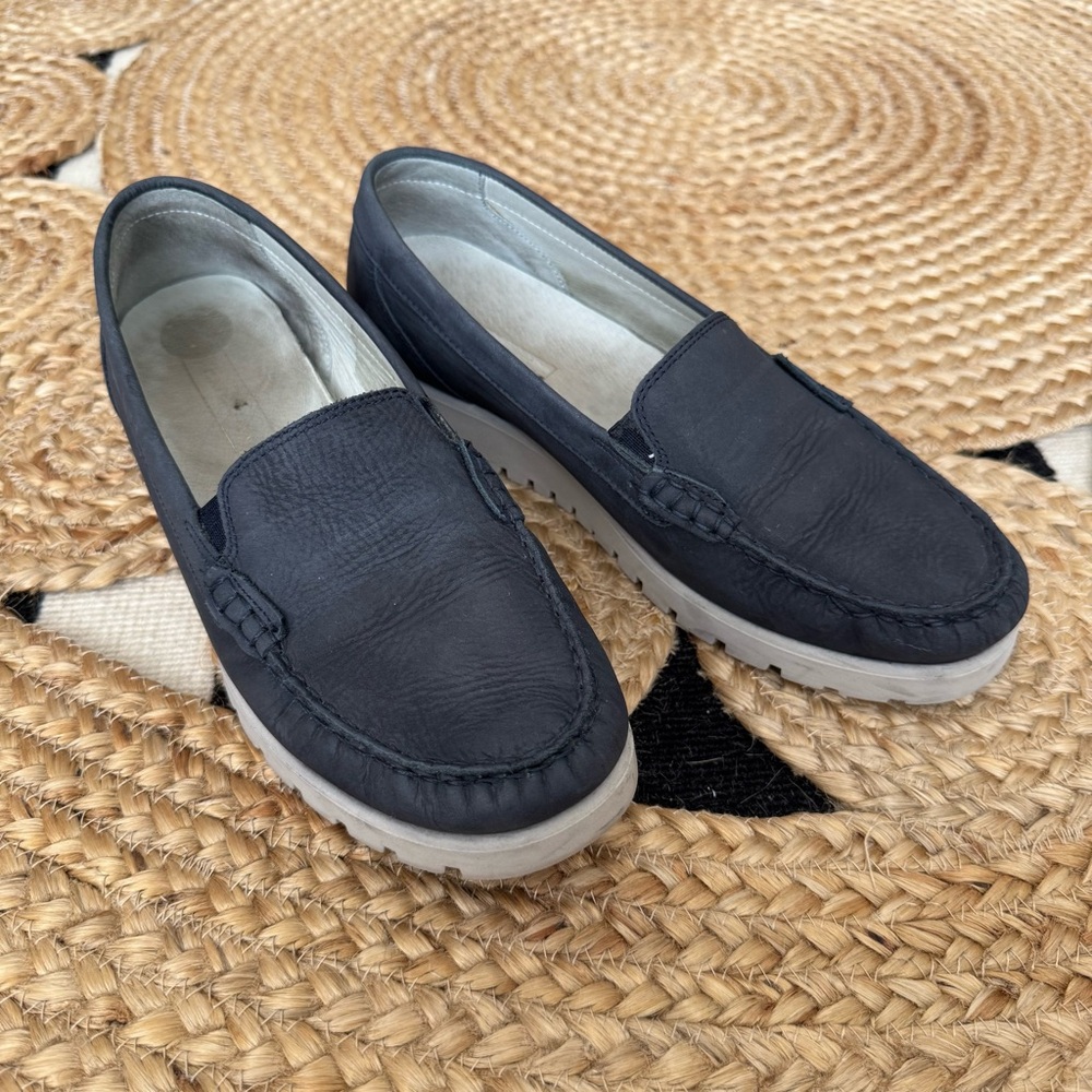 GWP Blue Suede Slip-On Loafers with Moccasin Stitching
